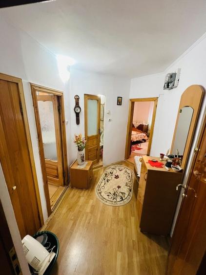 Apartament cu 2 camere decomandat în Bahnari