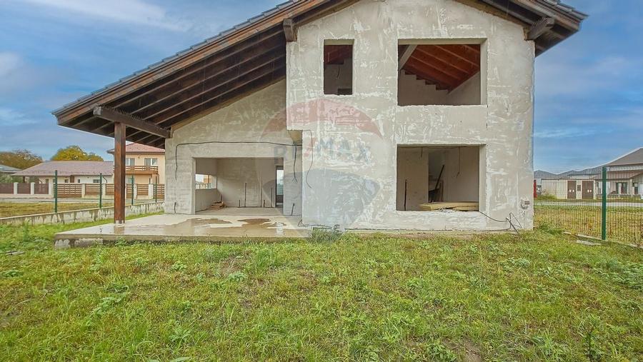 Casa spatioasa la gri, 4 camere, 3 bai, teren 500 mp - zona Bartolomeu - 8