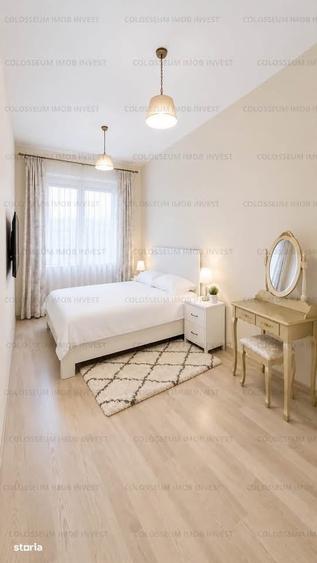 Apartament cu 3 camere decomandat în Tractorul