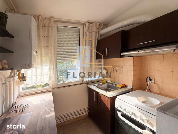 Apartament cu 3 camere decomandat, mobilat în Lipovei