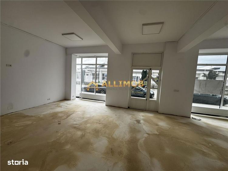 Spatiu comercial de 120 mp in Plopeni, zona cu vad . - 3