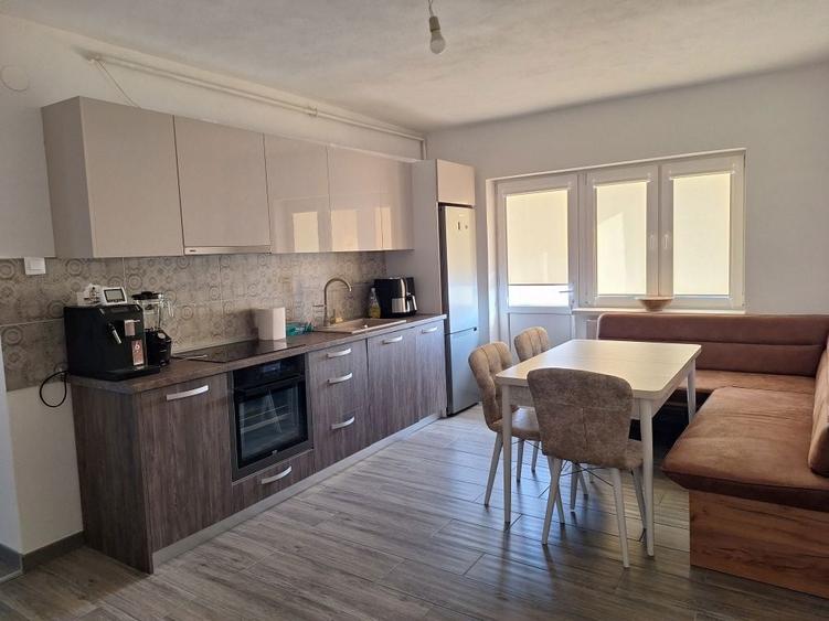 Vand Apartament cu 2 camere - 1