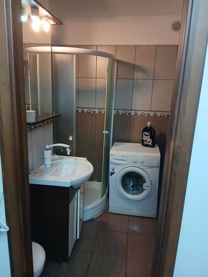 Inchiriez Garsoniera etaj 2 str Alion - 3