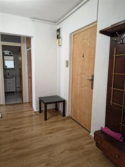 Apartament cu 2 camere decomandat, mobilat în Scriitorilor