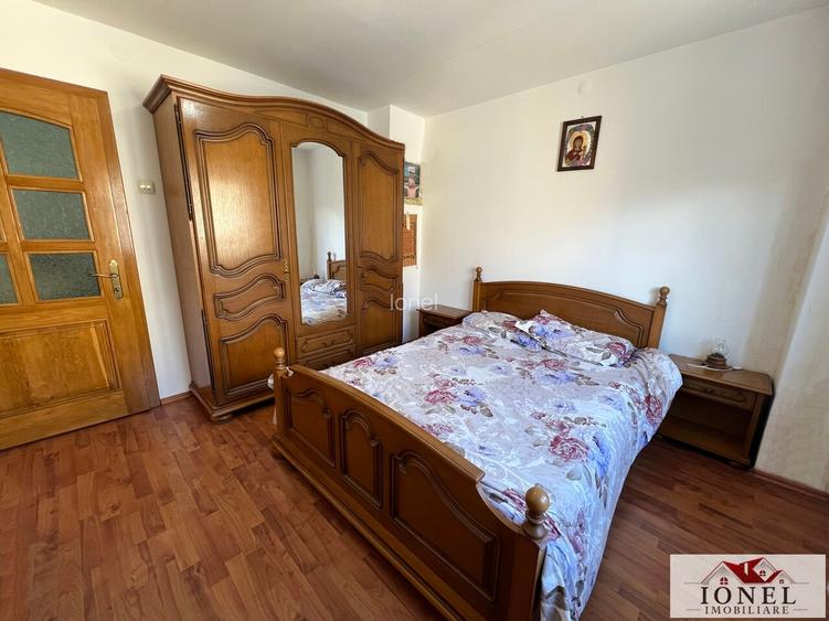 Apartament trei camere decomandat de vanzare in Aiud