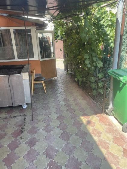 Casă cu 4 camere în Doamna Ghica