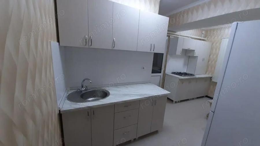 garsoniera in zona Militari - 3