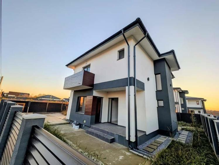 Vila individuala moderna de vanzare in Visan  zona linistita, panorama - 1