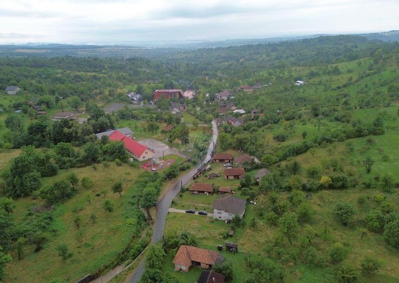 De vanzare casa din caramida cu teren zona Pensiun... - 17