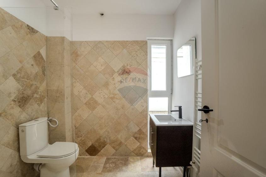 COMISION 0 | Birou modern si luminos la casa cu gradina privata - 6