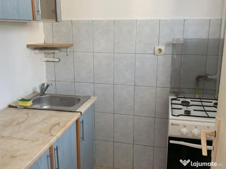 Inchiriez garsoniera confort 2 str. Bucegi - 1