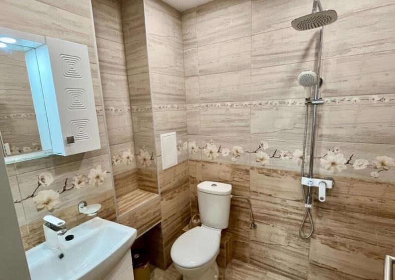 Spre vanzare 2 camere in zona Racadau - 1