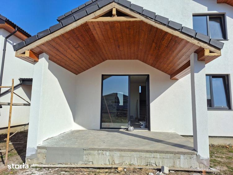 Casa Martinesti cu 3 camere+living, parcare acoperita ?i teren 450mp. - 9