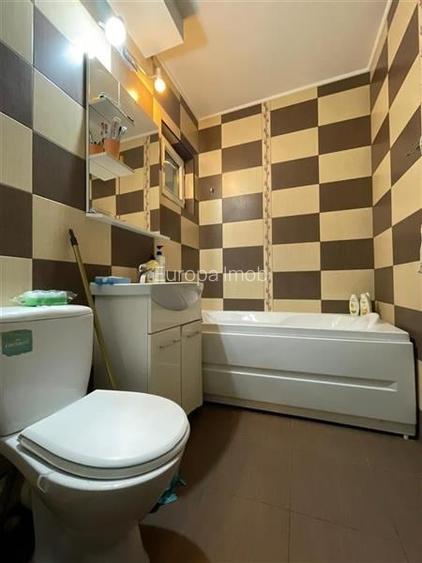 Apartament 3 camere de vanzare zona ultracentrala- Tulcea Apartament 3 camere de vanzare zona ultracentrala- Tulcea