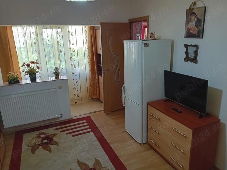 Inchiriez garsoniera - 4