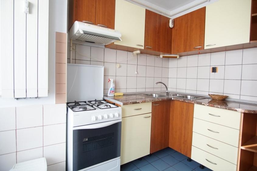 Unirii | Nerva Traian stradal | Timpuri Noi metrou | Bloc monolit | Renovata - 9