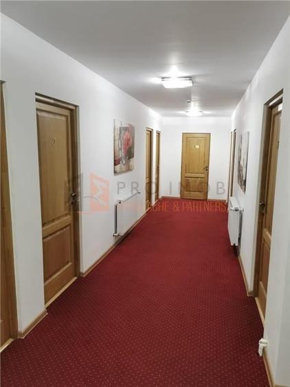 Unitate de cazare 3 stele  P+1 zona 1 Decembrie 1918 - 12