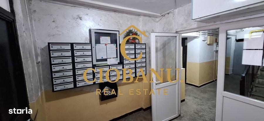 Apartament etaj 3/8 decomandat zona 1 Mai-Sara de vanzare - 3