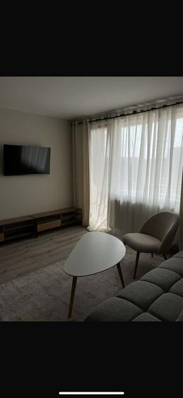 Apartament de inchiriat Ultracentral Etaj 2 - 2