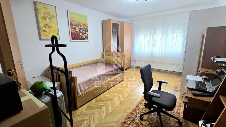 Apartament cu 2 camere, decomandat, centrala proprie, zona Aradului - 1