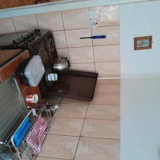 Apartament 2 camere de vanzare, semidecomandat 45 mp utili - 2