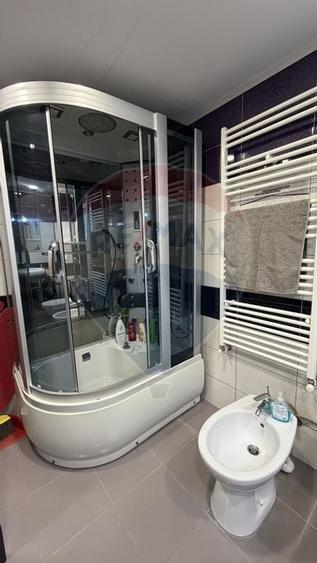 Casa / Vila cu 3 camere de inchiriat in zona Bd. Cosbuc - Galati - 5