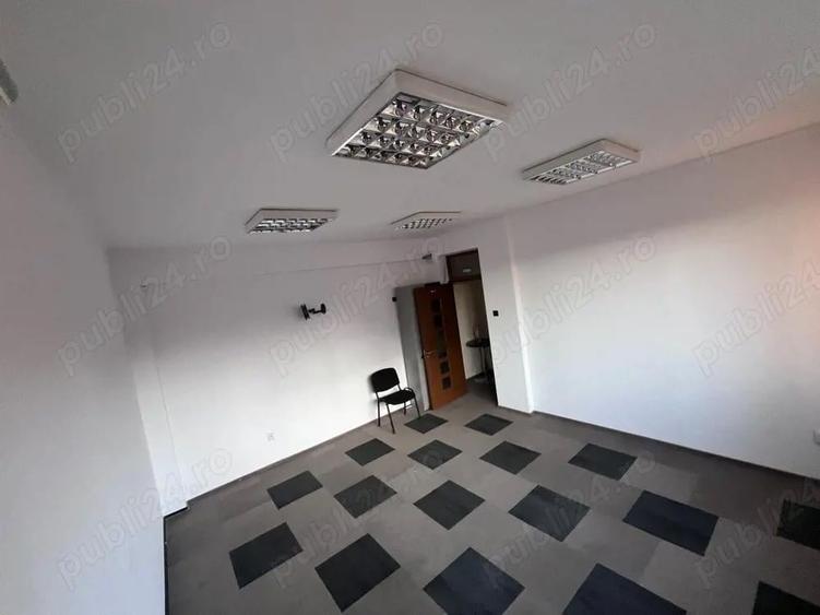 Spatiu de inchiriat 25 mp in cladire de birouri - 1