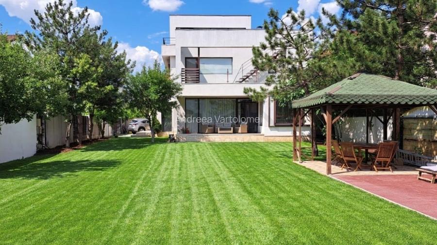 REV2004955 Casa 6 camere Erou Iancu Nicolae