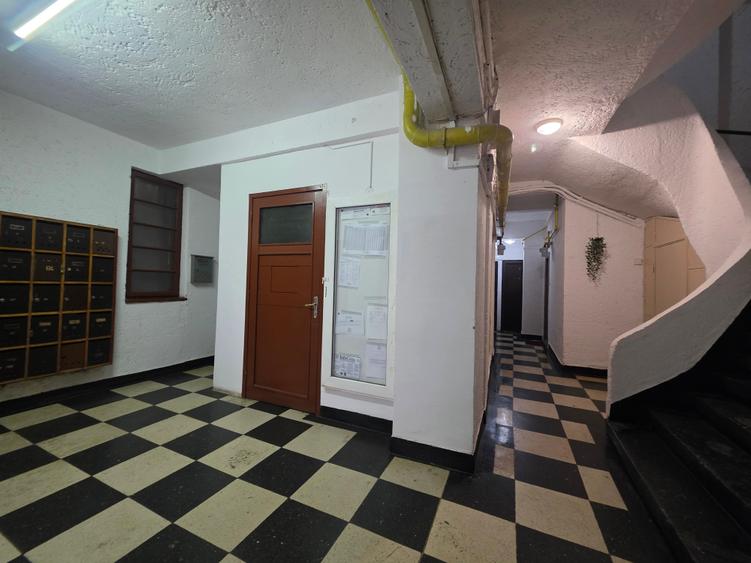 Bdul Carol I - Garsonieră cu potențial MAXIM pentru visători și curajoși ! - 1