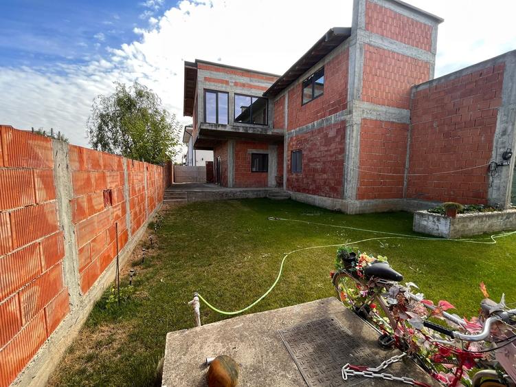 Proprietate de vânzare – Corbeanca, 2 case pe teren de 470 mp - 27