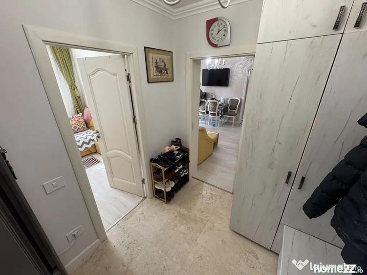 Apartament cu 2 camere semidecomandat în Tomis Mall
