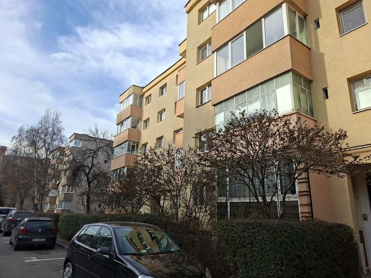 Apartament decomandat cu 2 camere/Titulescu - 2