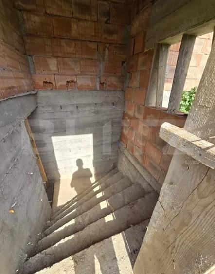 Casa plan parter 4 camere si beci in  Barnova - 5