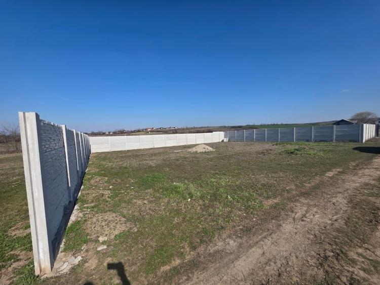 Teren intravilan 478 mp, front 24 ml, zona Malu Mare - 1