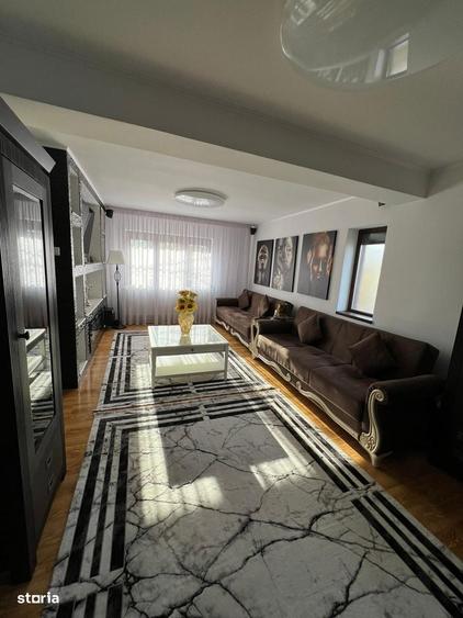 Casa de vanzare + 2 spa?ii comerciale func?ionale + foi?or acoperit - 16