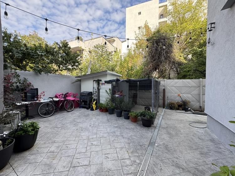 13 Septembrie  - Casa individuala - Renovata completa - Disponibila imediat - 1