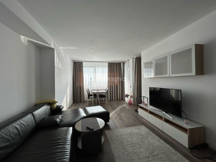 2 camere de inchiriat Cortina Residence