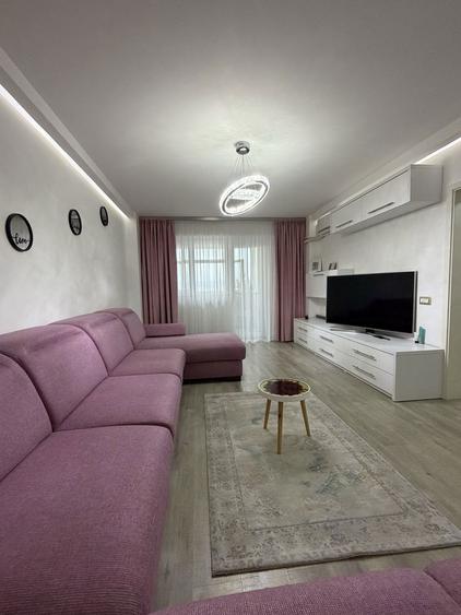 Apartament ultracentral 3 camere proprietar - 1