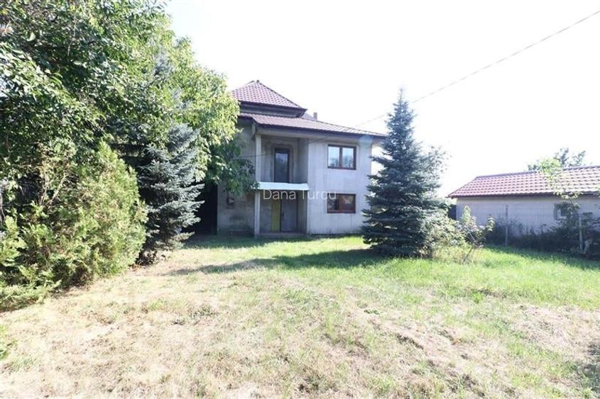 Proprietate unica, cu potential de dezvoltare  400 mp construiti + teren generos