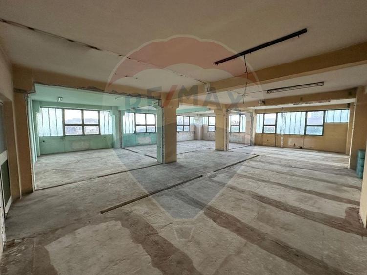 Spatiu de birouri- Imobil Multifunctional in Arad P +6 - 12