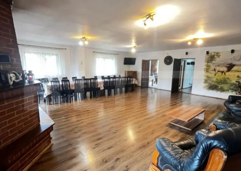 Cabana turistica complet utilata Colibi?a - 9