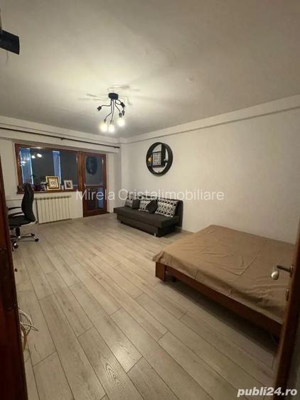 Vanzare Garsoniera intre Metrou Timpuri Noi, Mall Vitan si Bd. Nerva Traian