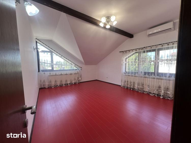 Casă cu 7 camere cu Teren 1900 Mp în Cornetu