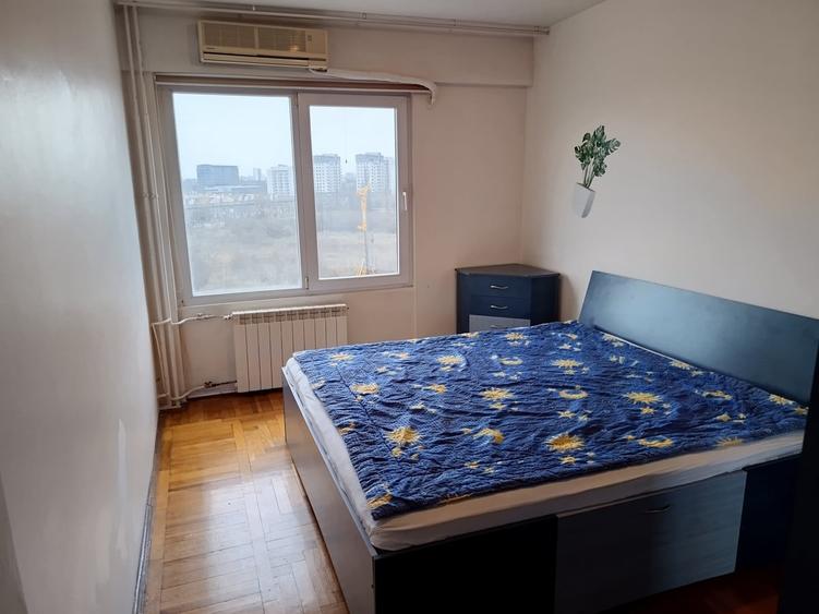 Apartament decomandat, mobilat în Pajura