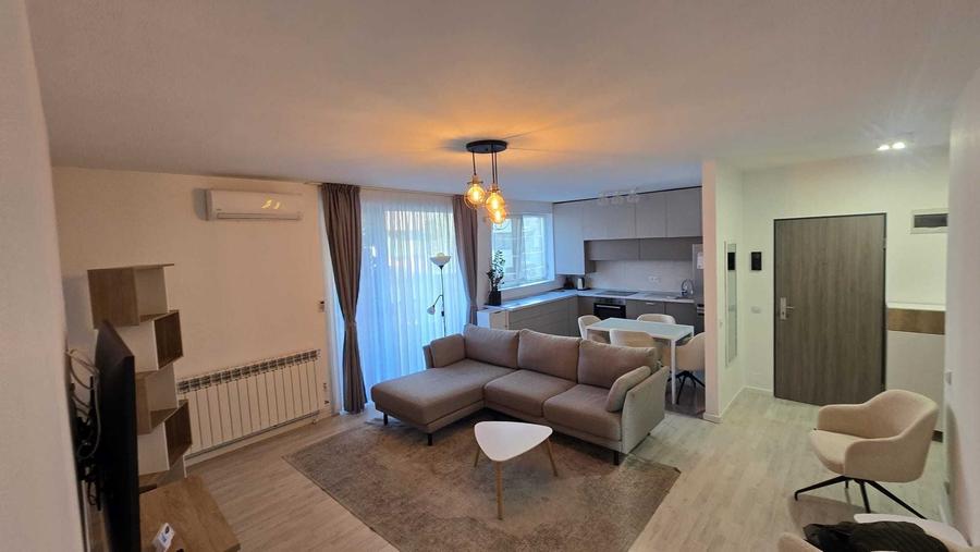 Apartament cu 3 camere decomandat în Andrei Mureșanu
