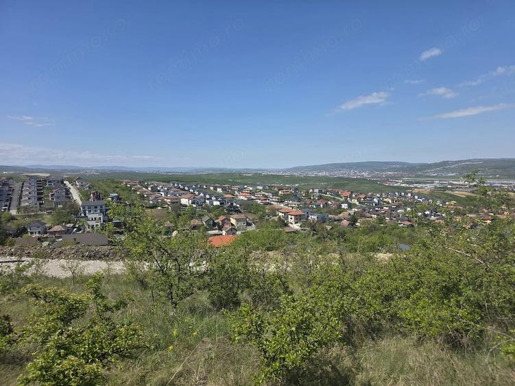 Teren de 755 mp, în Dezmir