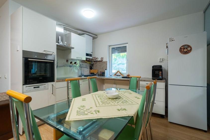 Apartament cu 2 camere decomandat în UTA