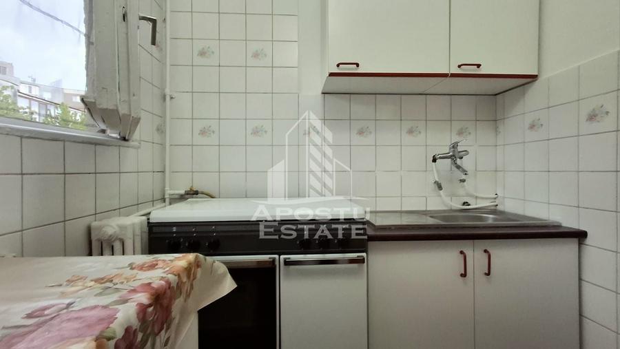 Garsonieră semidecomandată în Micălaca