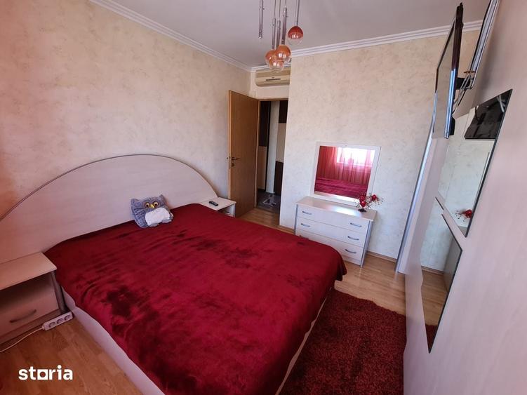 Apartament cu 3 camere decomandat în Salca