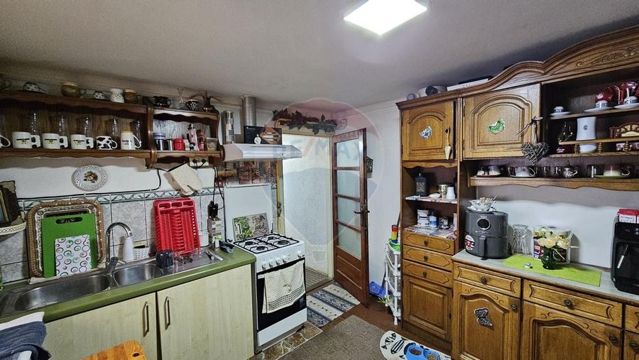 Casă / Vilă  de vânzare în Campulung Moldovenesc, Suceava - 16